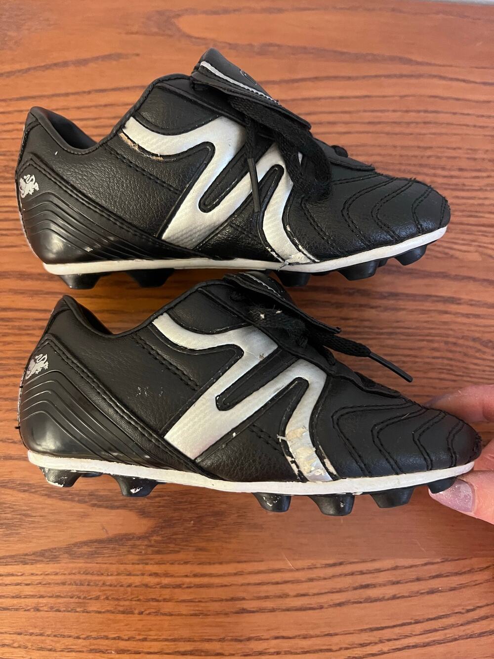 Mitre girls' soccer cleats size 10